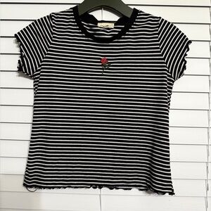 Heart Hips girls Black and White Striped Short Sleeve Top size L